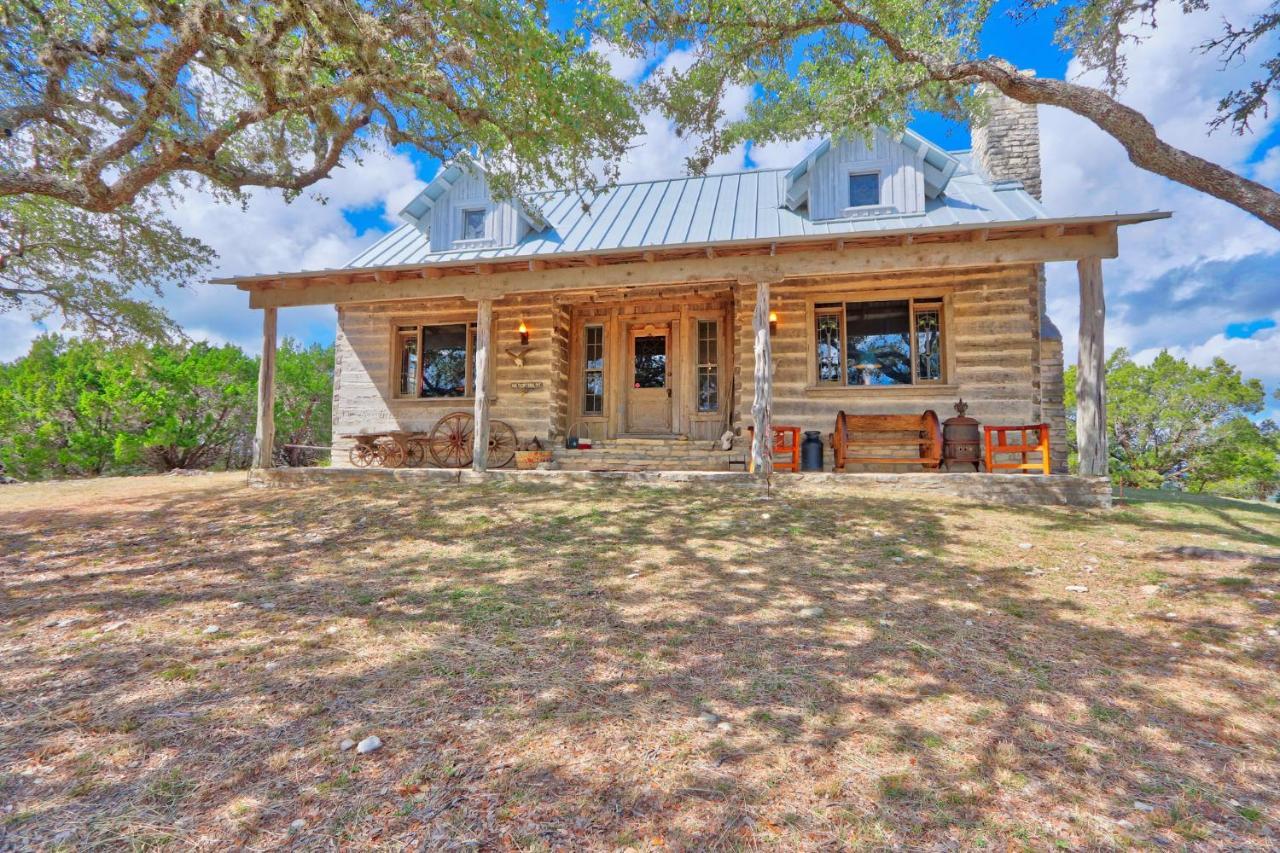 Willa Log Cabin At Old Glory Ranch Wimberley Zewnętrze zdjęcie