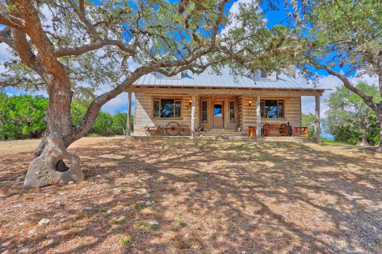 Willa Log Cabin At Old Glory Ranch Wimberley Zewnętrze zdjęcie